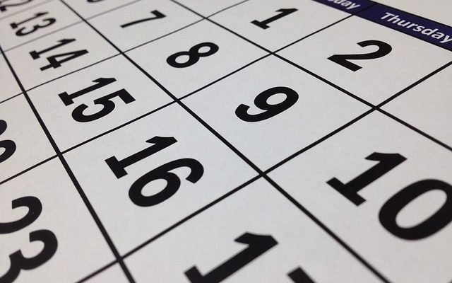 calendar displaying the five-day workweek