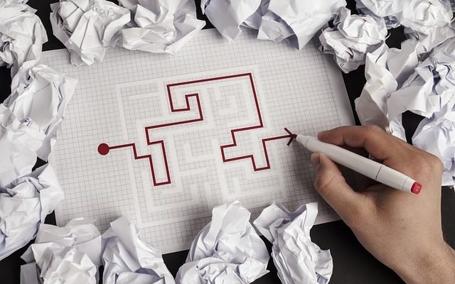 hand drawing a maze to represent choosing a Career