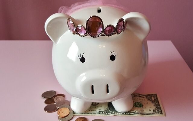 splitting financial duties between couples