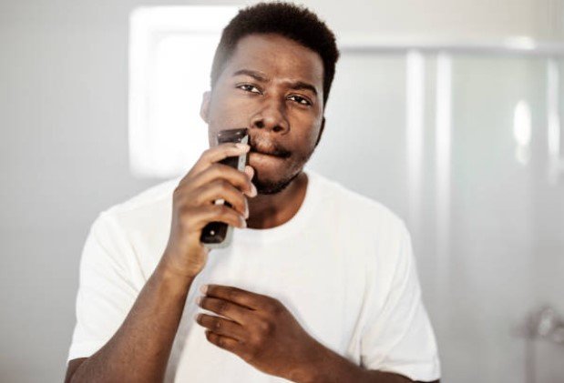 african man shaving free image