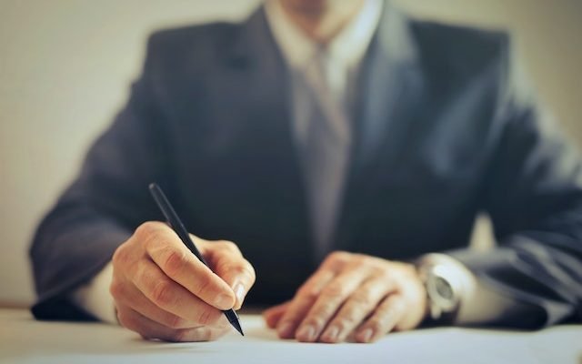 how to have your own business and be a ceo